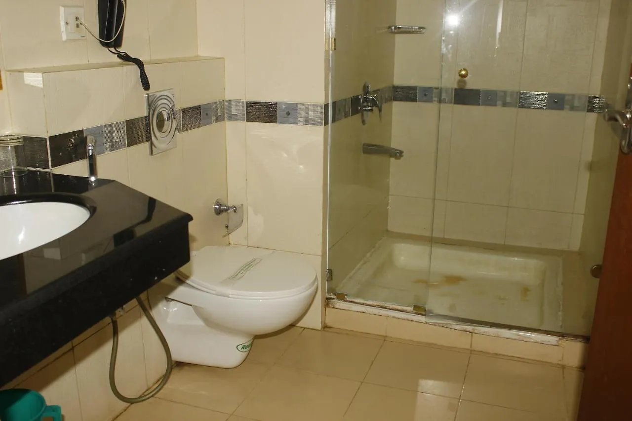 Hotel Bessota International Tiruvalla