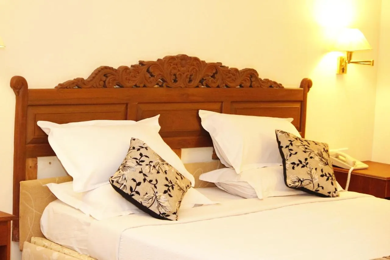 ***  Hotel Bessota International Tiruvalla India